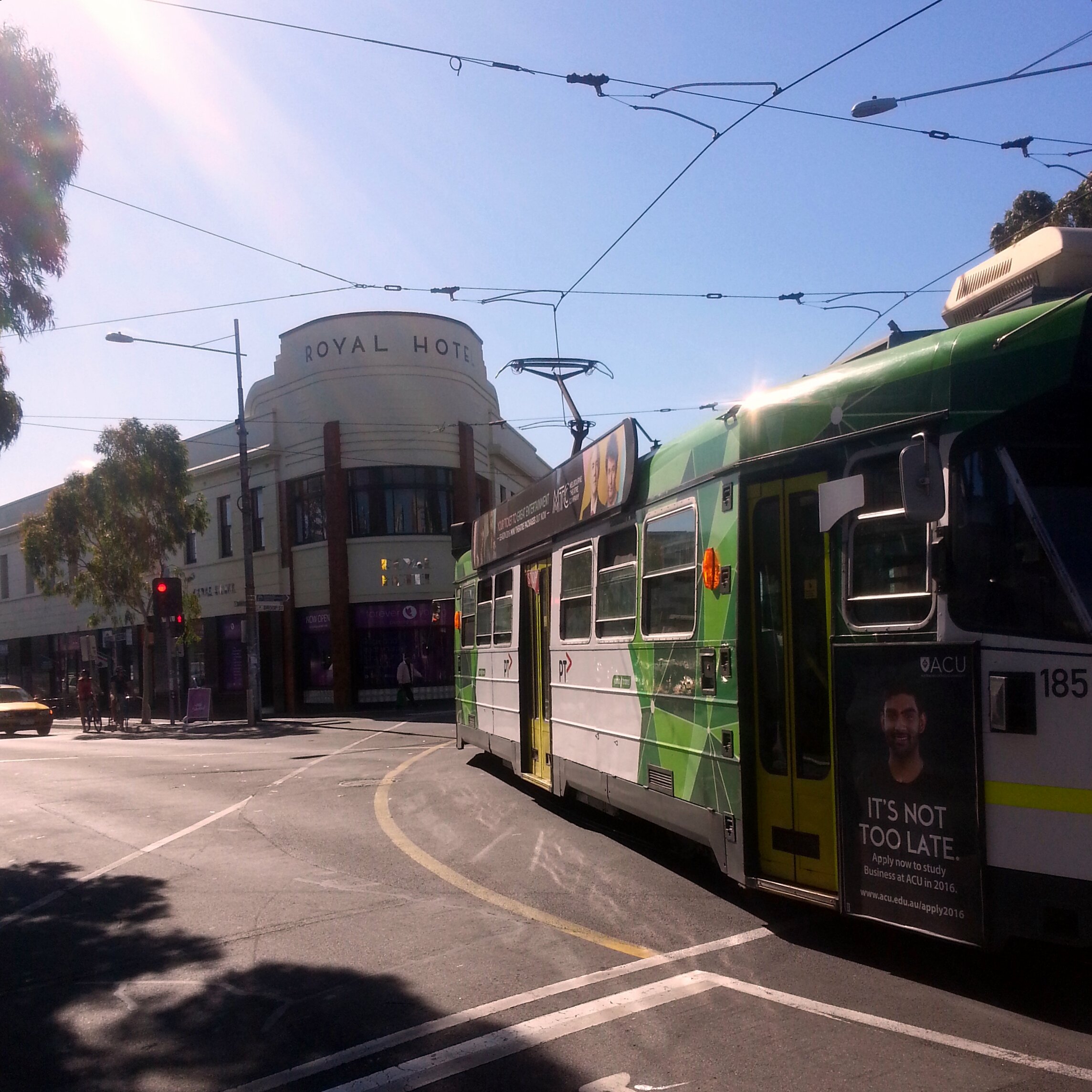 Barkly Street intersection, Footscray — buyers agent inner west Melbourne