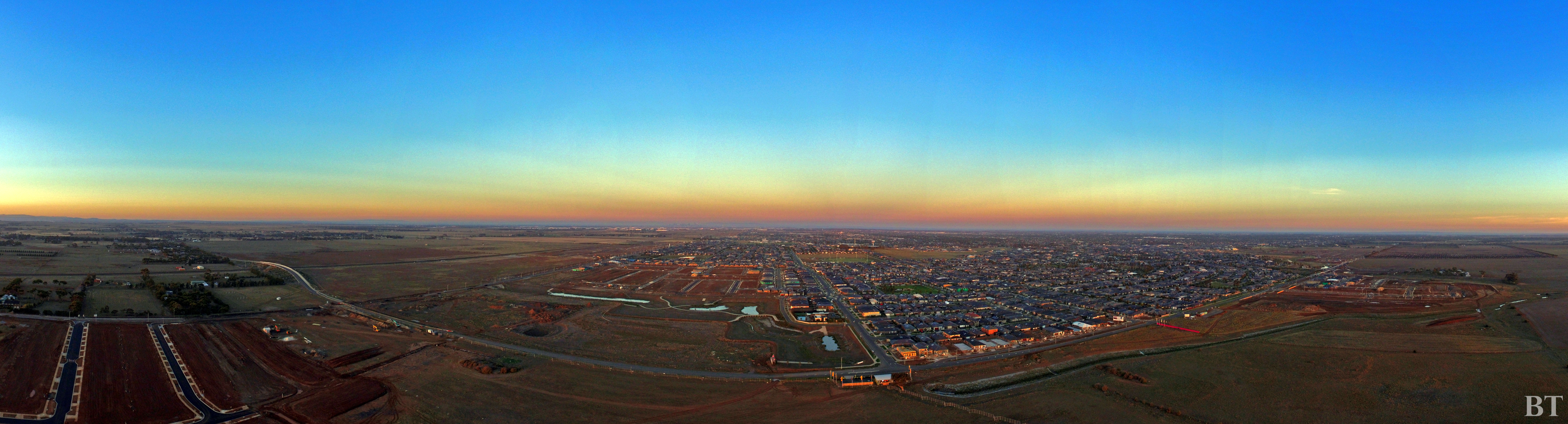 Tarneit at dusk — buyers agent Tarneit